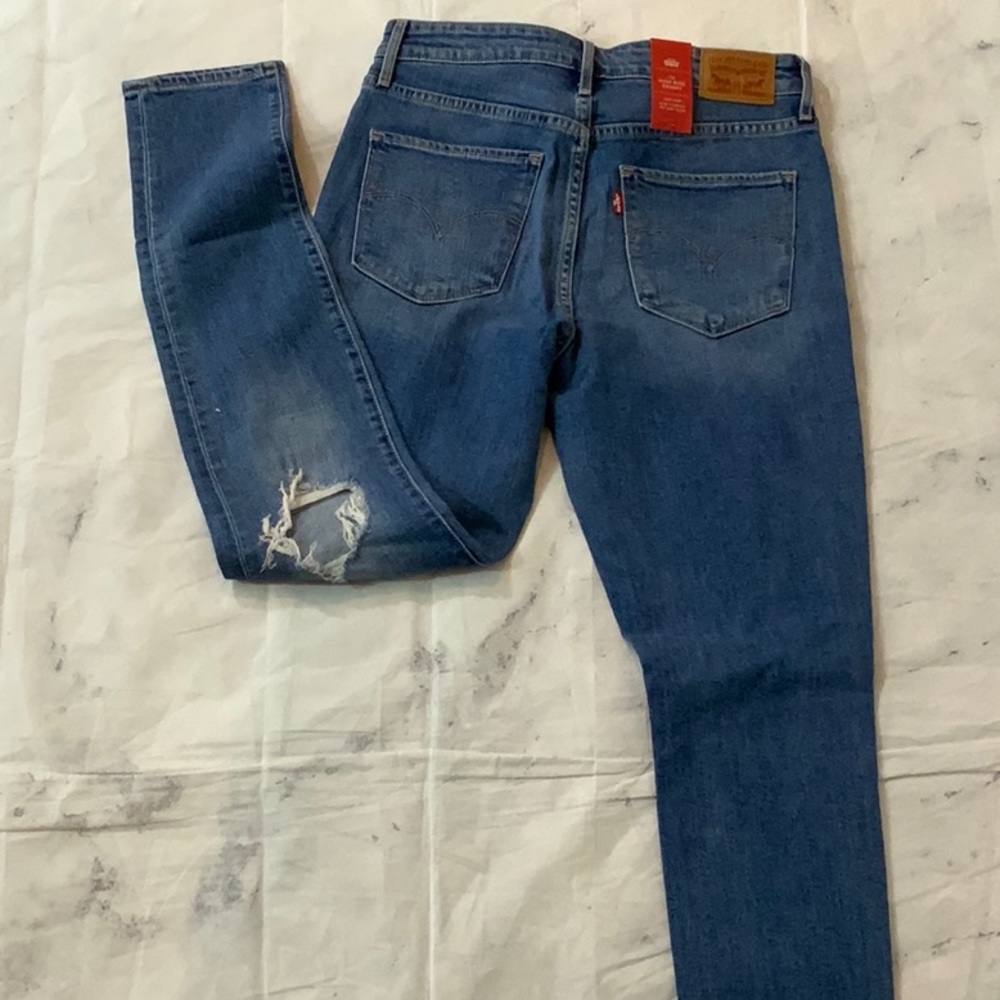 Levi’s - Picture 2 of 10
